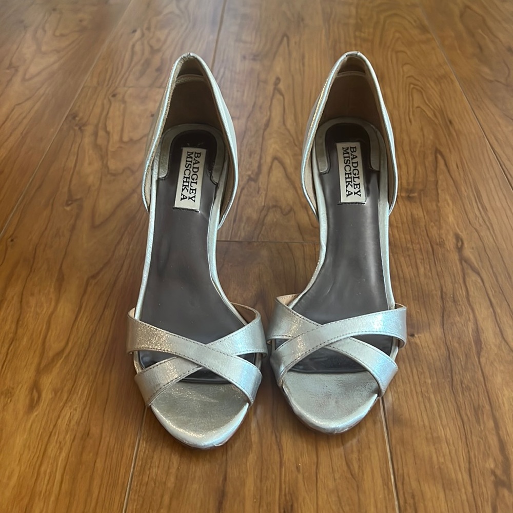 Silver Badgley Mischa open toed shoes